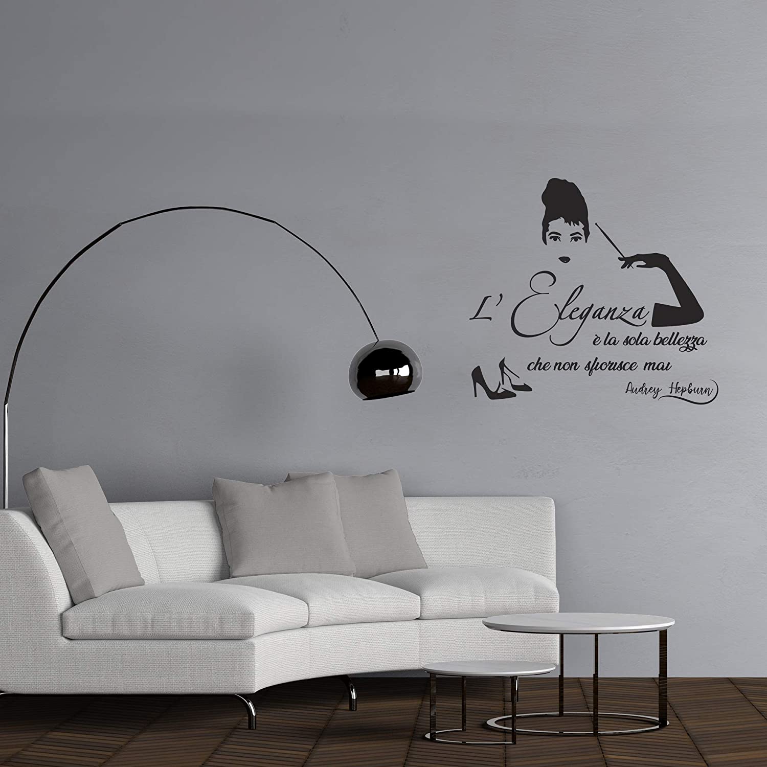 Adesivo Murale Audrey Hepburn -  L'eleganza è la sola bellezza che non sparisce mai